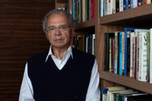 Ex-ministro Paulo Guedes é confirmado em evento de empreendedorismo