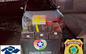 Mais de 320 kg de maconha são encontrados em carro abordado na SC-161