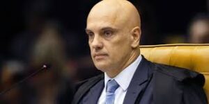 Alexandre de Moraes é intimado pela Justiça dos EUA e tem 21 dias para responder