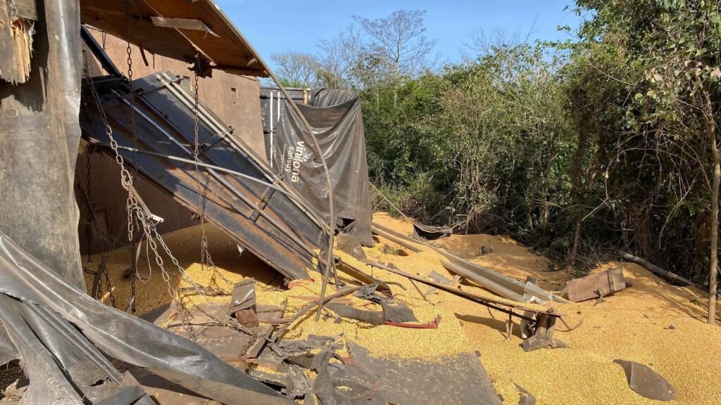 Grave acidente foi registrado na BR-163 em Capitão Leônidas Marques
