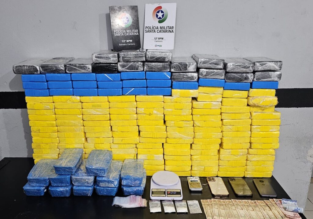 Mais de R$ 3,5 milhões em drogas são apreendidos em flagrante no Litoral de SC
